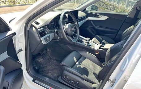 Audi A4, 2023 год, 2 340 000 рублей, 8 фотография