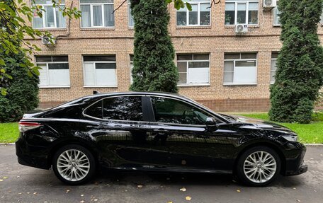 Toyota Camry, 2019 год, 2 370 000 рублей, 3 фотография