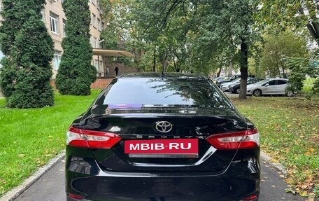 Toyota Camry, 2019 год, 2 370 000 рублей, 5 фотография