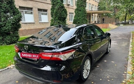 Toyota Camry, 2019 год, 2 370 000 рублей, 4 фотография