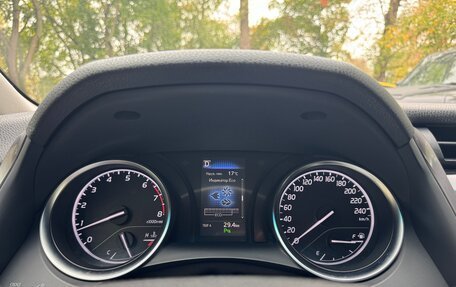 Toyota Camry, 2019 год, 2 370 000 рублей, 14 фотография