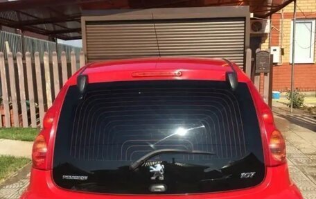 Peugeot 107 I рестайлинг, 2011 год, 450 000 рублей, 2 фотография