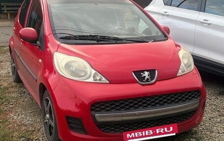 Peugeot 107 I рестайлинг, 2011 год, 450 000 рублей, 6 фотография