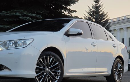Toyota Camry, 2014 год, 1 750 000 рублей, 2 фотография