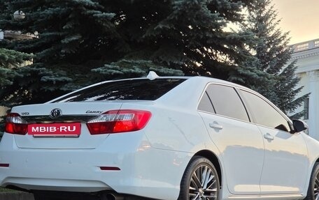 Toyota Camry, 2014 год, 1 750 000 рублей, 22 фотография