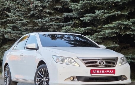 Toyota Camry, 2014 год, 1 750 000 рублей, 24 фотография