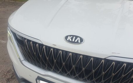 KIA Carnival, 2020 год, 2 100 000 рублей, 12 фотография