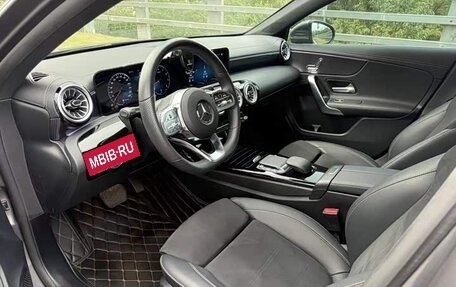 Mercedes-Benz A-Класс, 2023 год, 1 540 000 рублей, 9 фотография