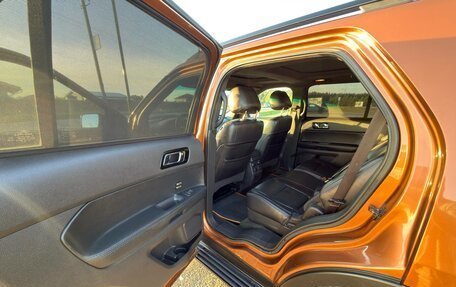 Ford Explorer VI, 2013 год, 1 950 000 рублей, 15 фотография