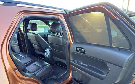 Ford Explorer VI, 2013 год, 1 950 000 рублей, 16 фотография