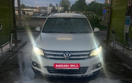 Volkswagen Tiguan I, 2014 год, 1 200 000 рублей, 2 фотография