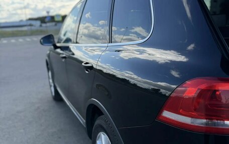 Volkswagen Touareg III, 2011 год, 2 500 000 рублей, 4 фотография