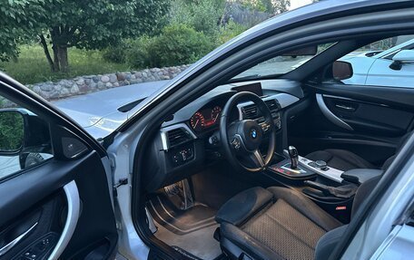 BMW 3 серия, 2018 год, 2 050 000 рублей, 9 фотография