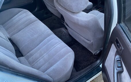 Toyota Vista, 1992 год, 295 000 рублей, 2 фотография
