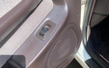 Toyota Vista, 1992 год, 295 000 рублей, 28 фотография