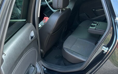Opel Astra J, 2011 год, 750 000 рублей, 11 фотография