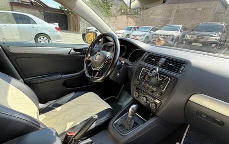 Volkswagen Jetta VI, 2015 год, 750 000 рублей, 9 фотография