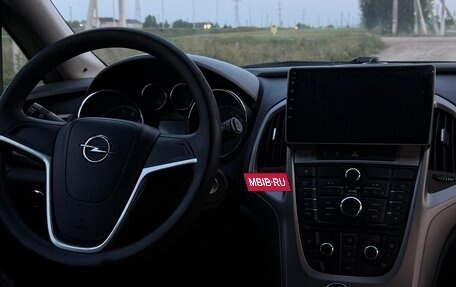 Opel Astra J, 2011 год, 550 000 рублей, 7 фотография
