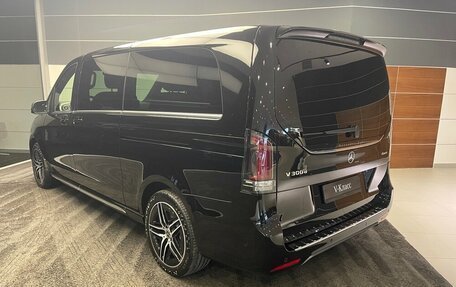 Mercedes-Benz V-Класс, 2024 год, 18 500 000 рублей, 4 фотография