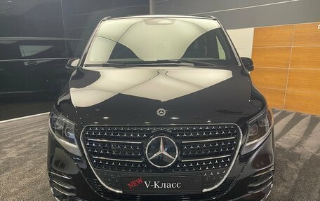 Mercedes-Benz V-Класс, 2024 год, 18 500 000 рублей, 8 фотография
