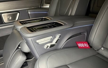 Mercedes-Benz V-Класс, 2024 год, 18 500 000 рублей, 18 фотография