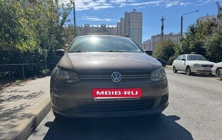 Volkswagen Polo VI (EU Market), 2014 год, 860 000 рублей, 2 фотография