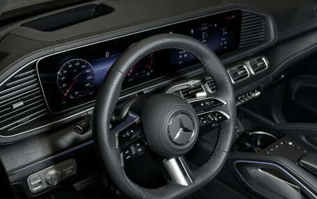 Mercedes-Benz GLS, 2024 год, 17 600 000 рублей, 13 фотография