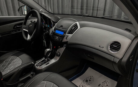 Chevrolet Cruze II, 2013 год, 639 000 рублей, 10 фотография