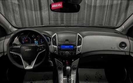 Chevrolet Cruze II, 2013 год, 639 000 рублей, 9 фотография