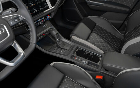 Audi Q3, 2026 год, 3 940 000 рублей, 14 фотография