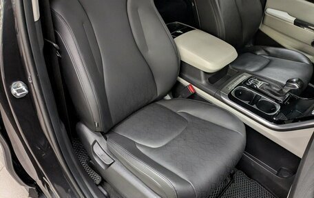 KIA Carnival, 2023 год, 4 440 000 рублей, 18 фотография
