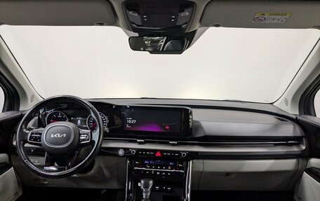 KIA Carnival, 2023 год, 4 440 000 рублей, 26 фотография