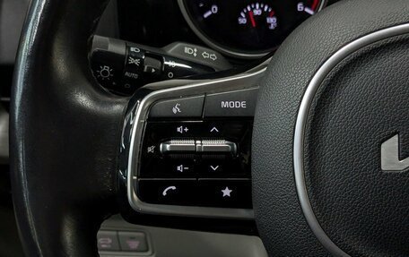 KIA Carnival, 2023 год, 4 440 000 рублей, 24 фотография