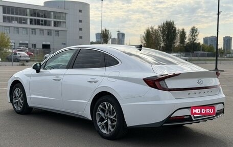 Hyundai Sonata VIII, 2020 год, 2 100 000 рублей, 4 фотография
