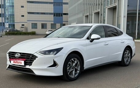 Hyundai Sonata VIII, 2020 год, 2 100 000 рублей, 3 фотография