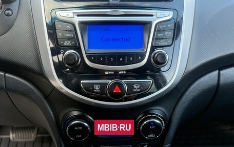 Hyundai Solaris II рестайлинг, 2012 год, 730 000 рублей, 11 фотография