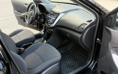 Hyundai Solaris II рестайлинг, 2012 год, 730 000 рублей, 20 фотография