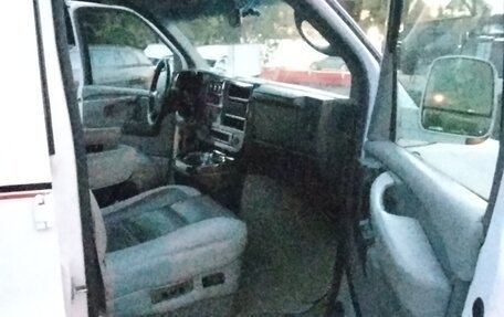 Chevrolet Express II, 2008 год, 2 800 000 рублей, 9 фотография