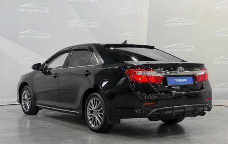 Toyota Camry, 2013 год, 1 650 000 рублей, 2 фотография