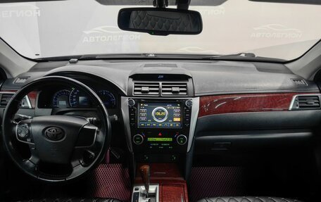Toyota Camry, 2013 год, 1 650 000 рублей, 8 фотография
