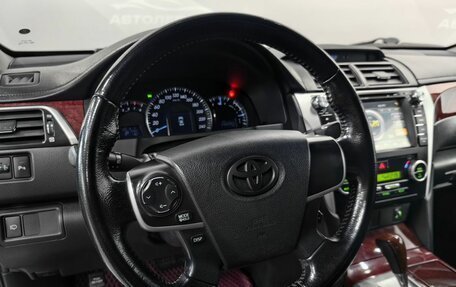 Toyota Camry, 2013 год, 1 650 000 рублей, 10 фотография