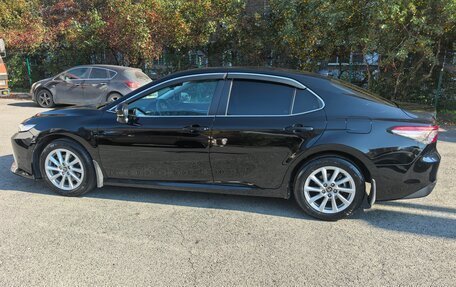 Toyota Camry, 2021 год, 2 850 000 рублей, 6 фотография