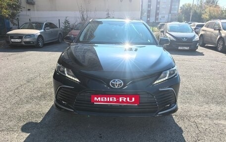 Toyota Camry, 2021 год, 2 850 000 рублей, 13 фотография