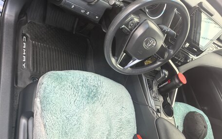 Toyota Camry, 2021 год, 2 850 000 рублей, 30 фотография