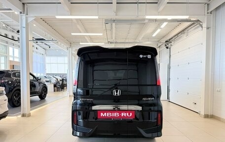 Honda Stepwgn IV, 2015 год, 1 899 000 рублей, 5 фотография