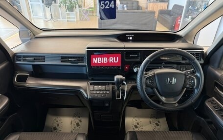 Honda Stepwgn IV, 2015 год, 1 899 000 рублей, 16 фотография