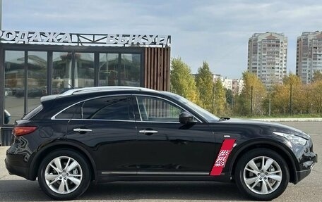 Infiniti QX70, 2014 год, 2 100 000 рублей, 4 фотография