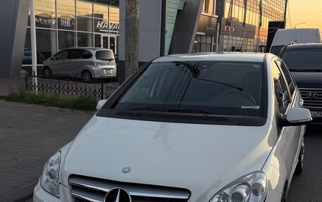Mercedes-Benz B-Класс, 2010 год, 800 000 рублей, 2 фотография
