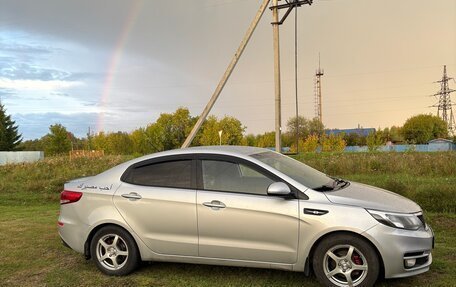 KIA Rio III рестайлинг, 2015 год, 900 000 рублей, 3 фотография
