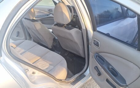 Nissan Almera, 2002 год, 175 000 рублей, 11 фотография